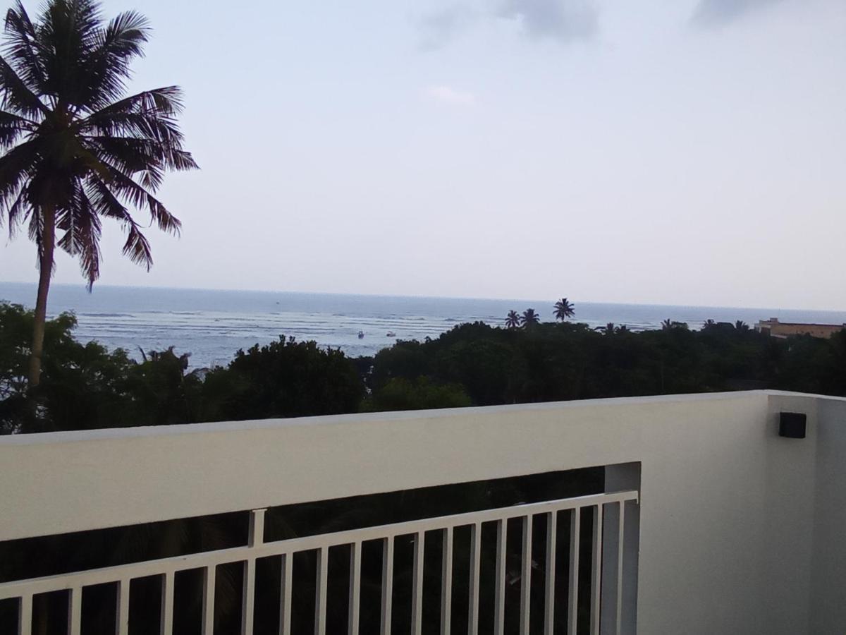 The Moose Weligama Bed & Breakfast Exterior foto