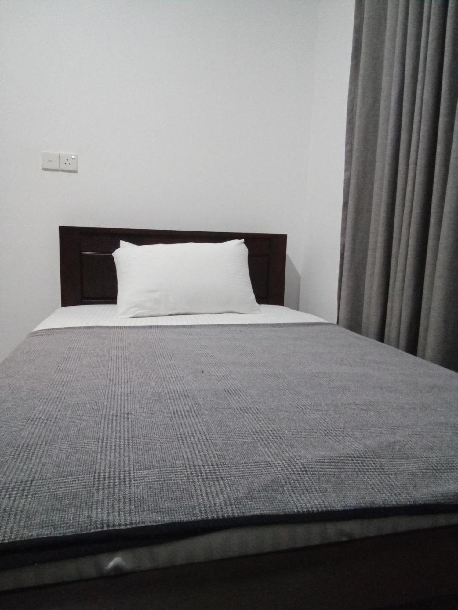 The Moose Weligama Bed & Breakfast Exterior foto
